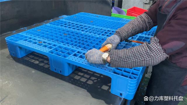 修邊（biān）去刺