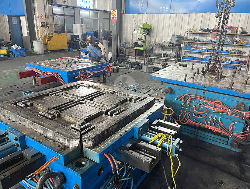 托盤模具（jù）維修